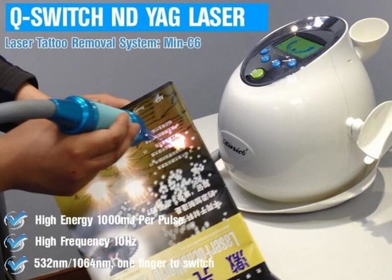Портативное оборудование удаления татуировки лазера Нд Яг переключателя машины к лазера Пико